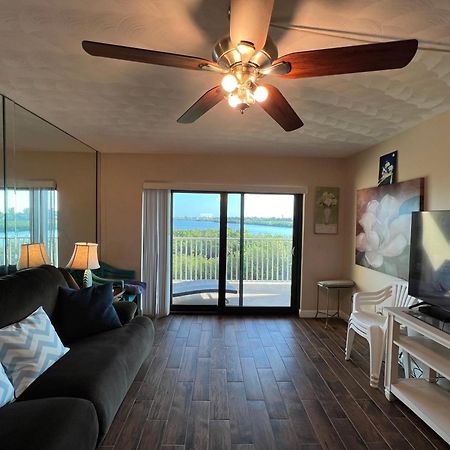 Bayshore Yatch Tennis Condo 2Br 3 Beds, Walking Distance To Beautiful Quite Beach Clearwater Beach Kültér fotó